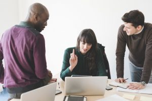 How Johnson & Johnson and AMEX Are Developing Young Leaders | Extraordinary Business 1 young leaders